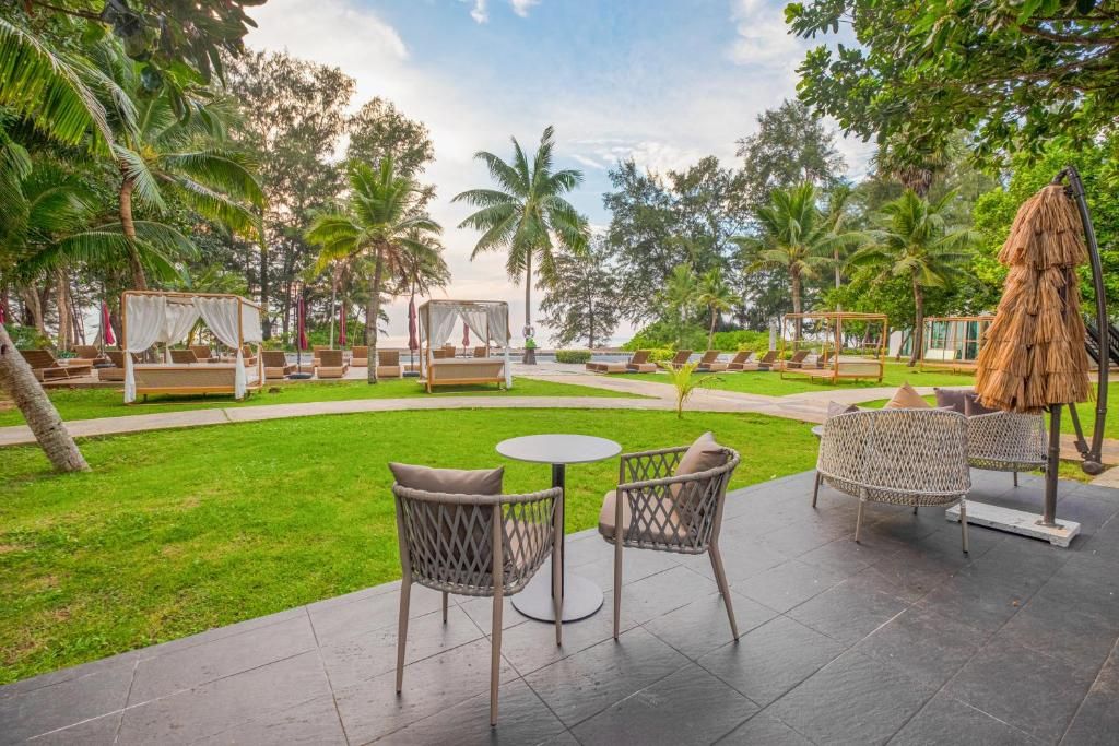 Estella Phuket Mai Khao Beach Resort фото 73