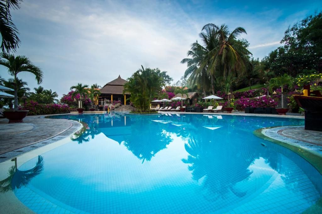 Victoria Phan Thiet Beach Resort & Spa фото 33