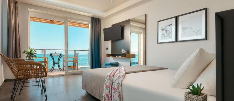 Фото отеля Infinity Blue Boutique Hotel & Spa - Adults Only