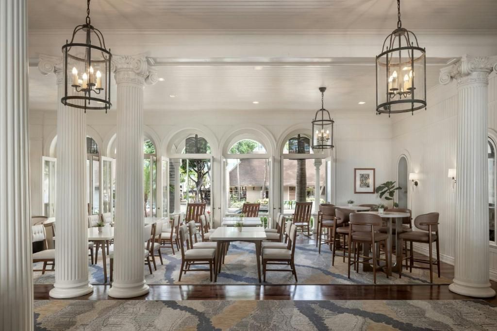Moana Surfrider, A Westin Resort & Spa фото 38