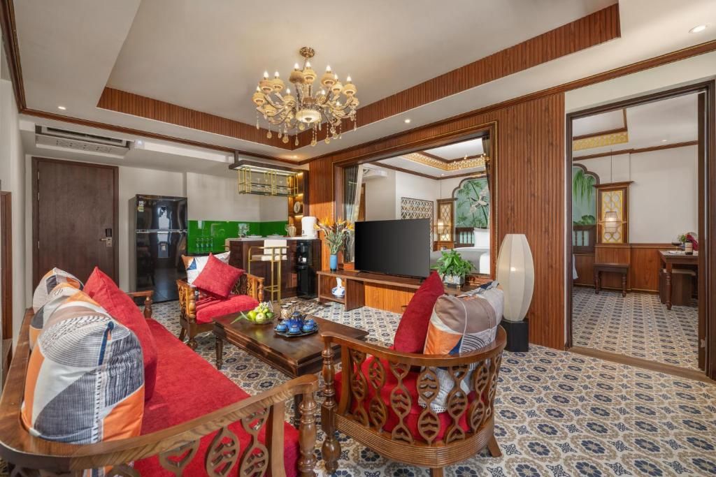 Hoi An Babylon Riverside Hotel & Spa фото 38