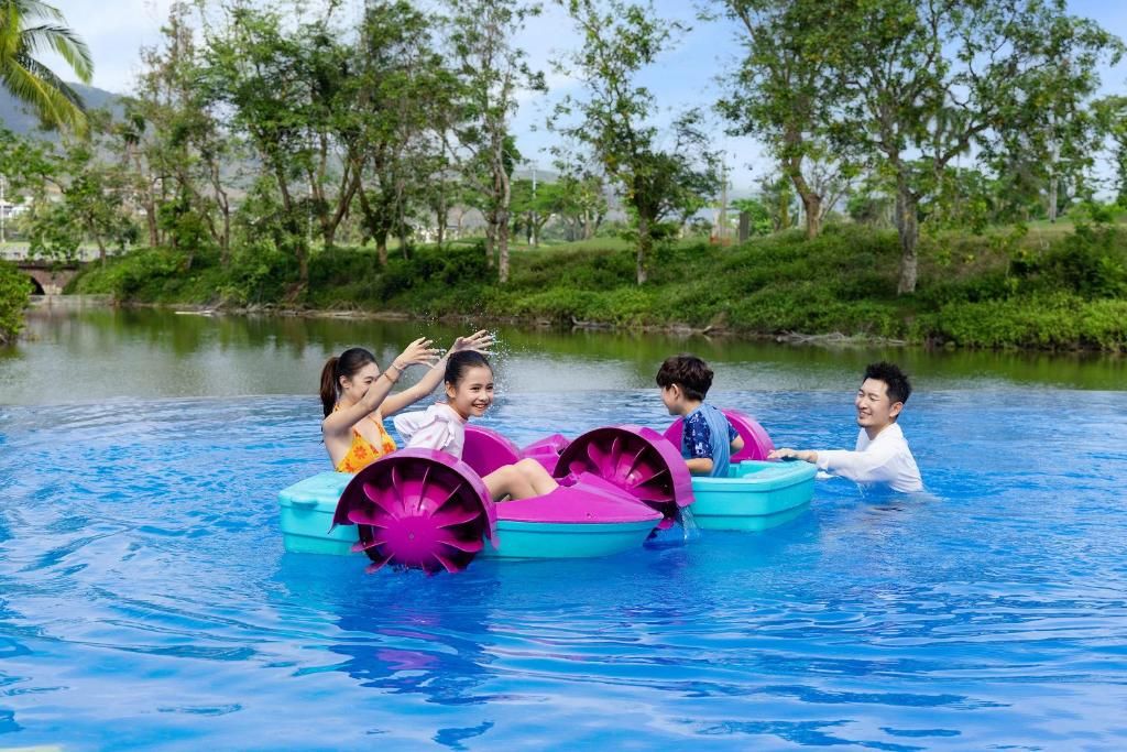 Grand Metropark Villa Resort Sanya Yalong Bay фото 109