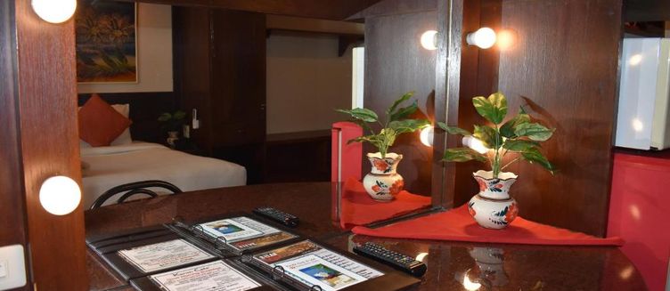 Фото отеля Karon Cafe Inn