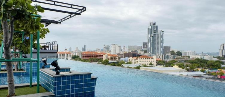 Фото отеля SureStay Plus by Best Western T Pattaya