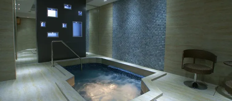 Фото отеля Bass Boutique Hotel