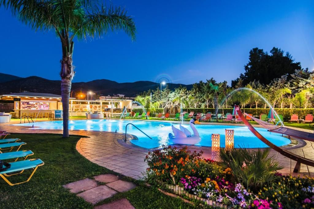 Yiannis Manos Hotel фото 7