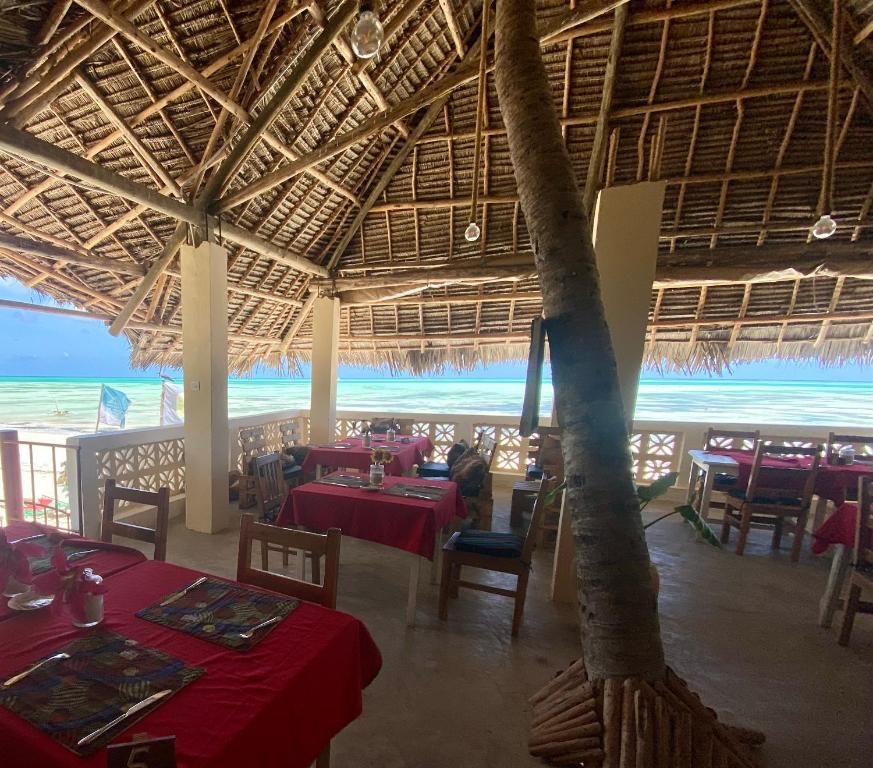 Blue Reef Sport&Fishing Lodge фото 26