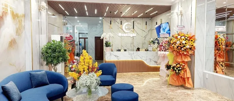 Фото отеля Moonlight Hotel