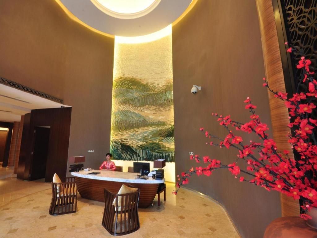 Eadry Royal Garden Hotel Haikou фото 8