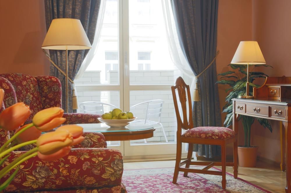 Bristol Hotel фото 11