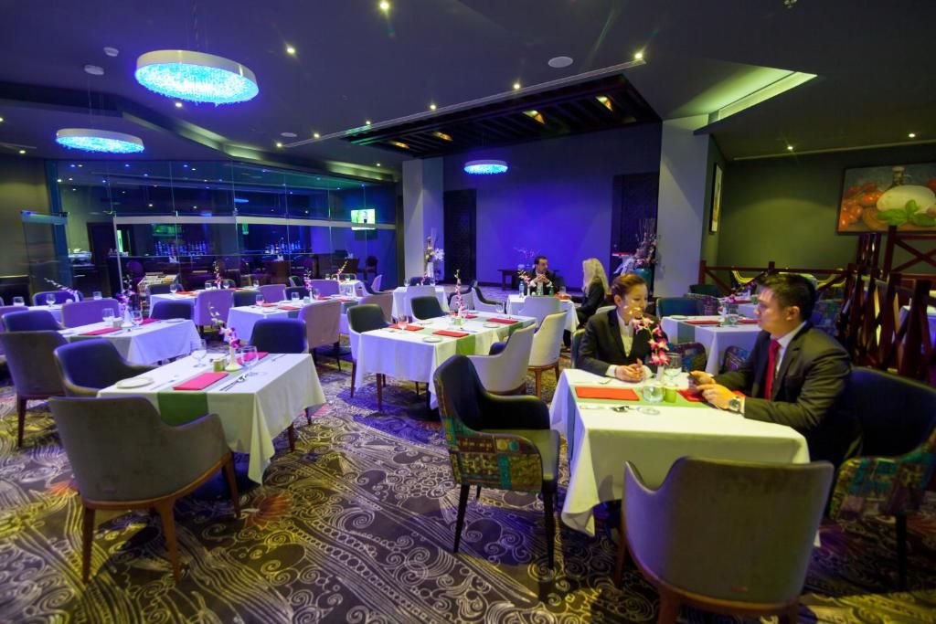 Atiram Premier Hotel фото 36