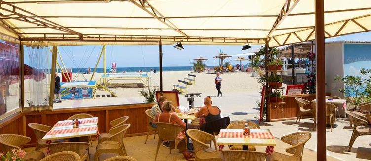 Фото отеля Briz Seabreeze Hotel