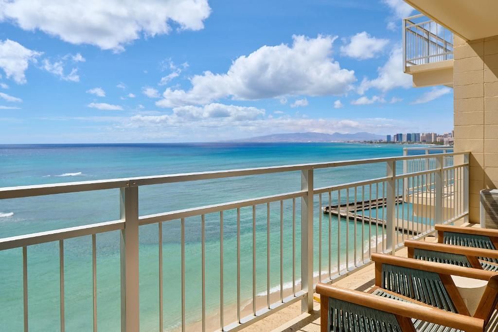 The New Otani Kaimana Beach Hotel фото 76