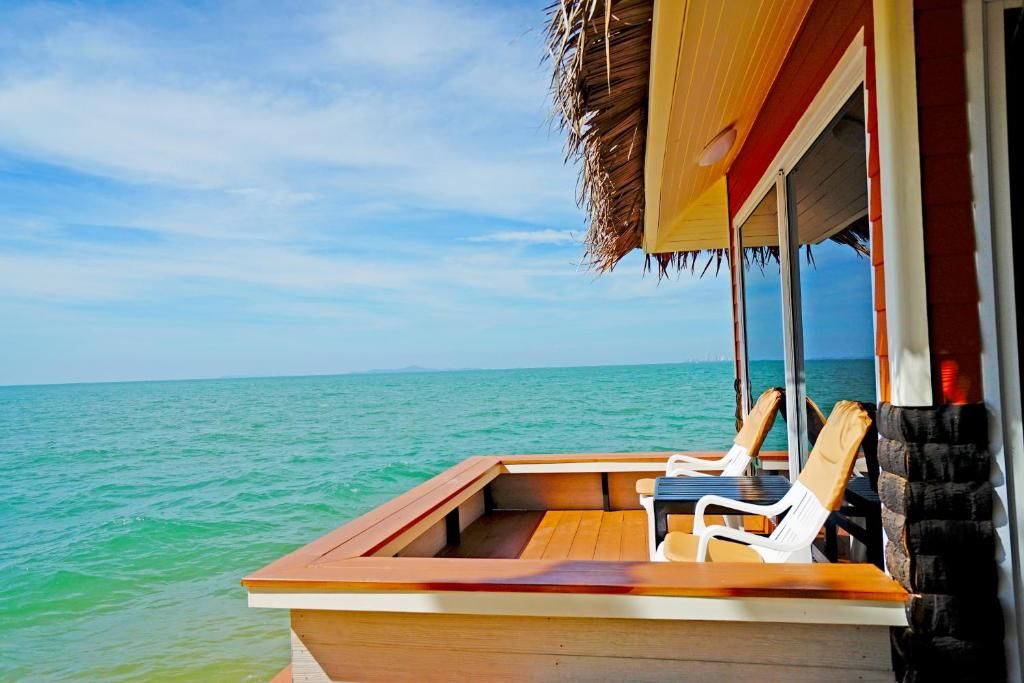 Sunset Village Beach Resort фото 63