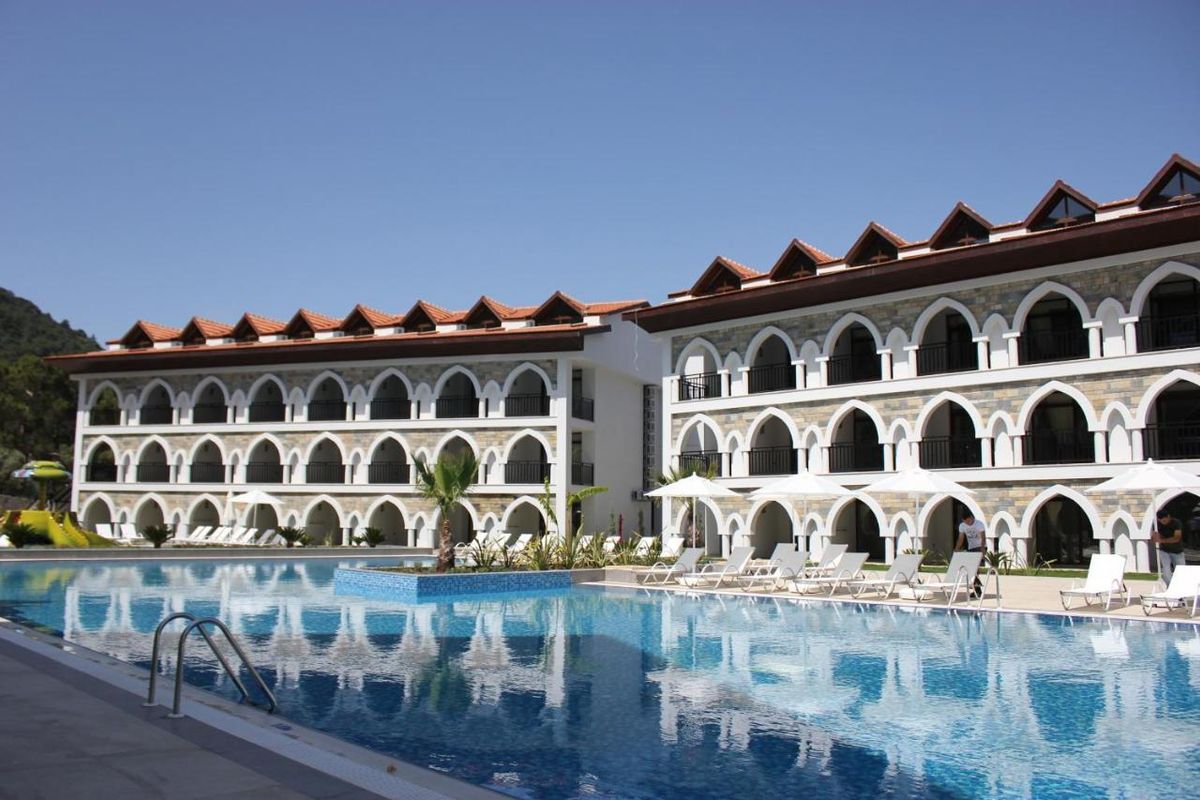 Ramada Resort by Wyndham Akbuk фото 10