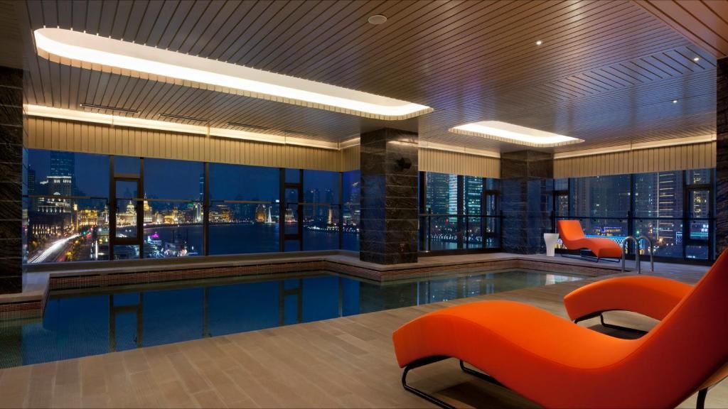 Hotel Indigo Shanghai On The Bund фото 27