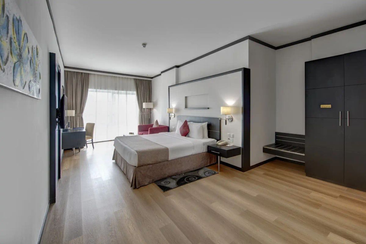 Grandeur Hotel фото 2