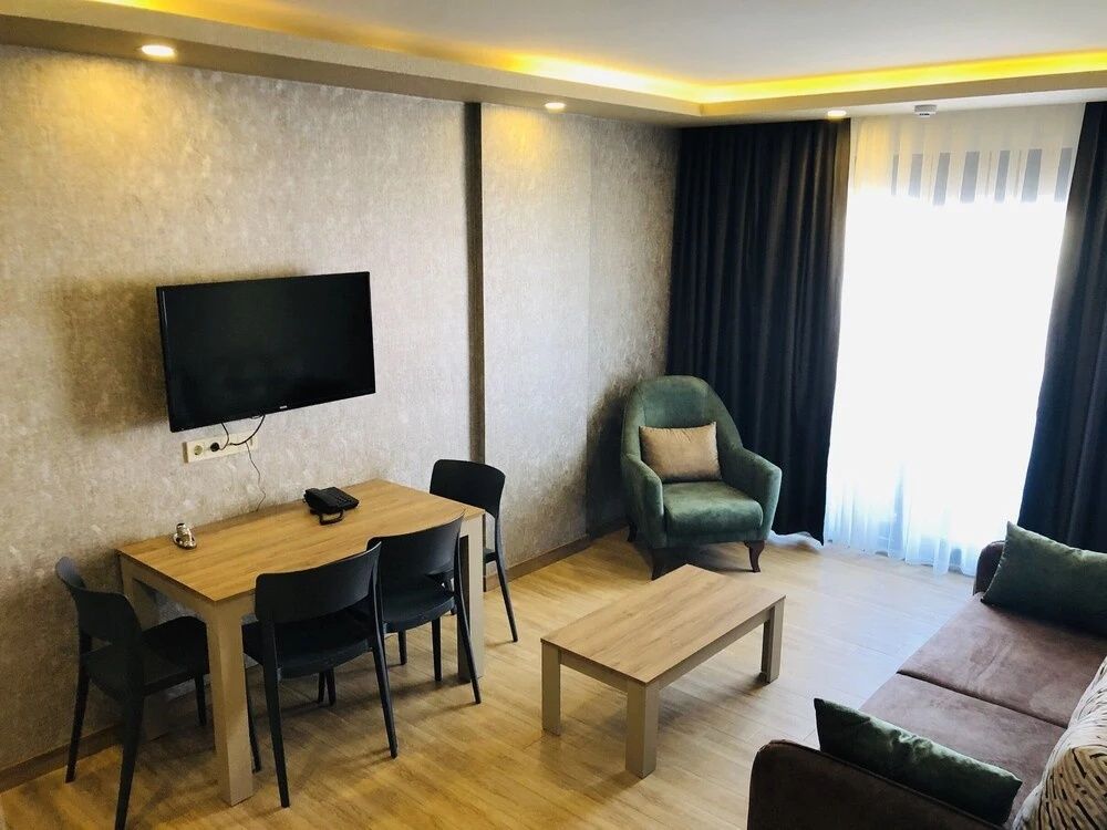 Golden World Suite Hotel фото 3