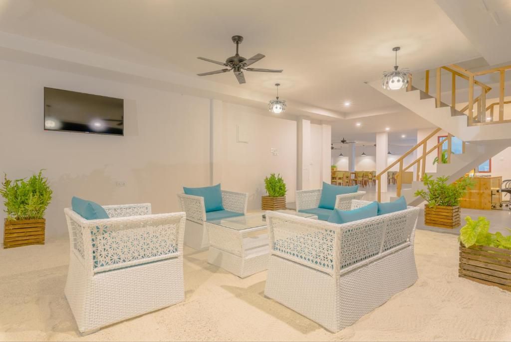 Guest House «Whitesand Dhigurah Guest House» фото 7