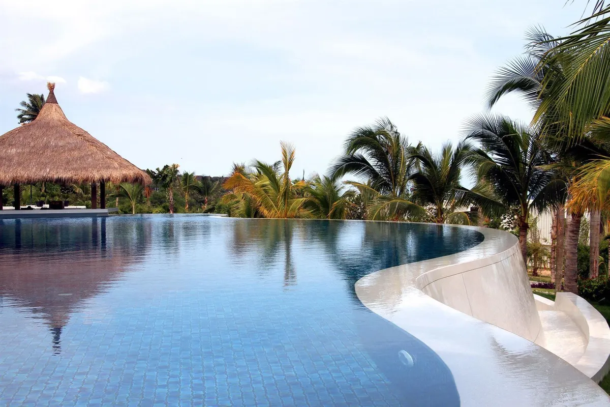 The Cliff Resort and Residence фото 50