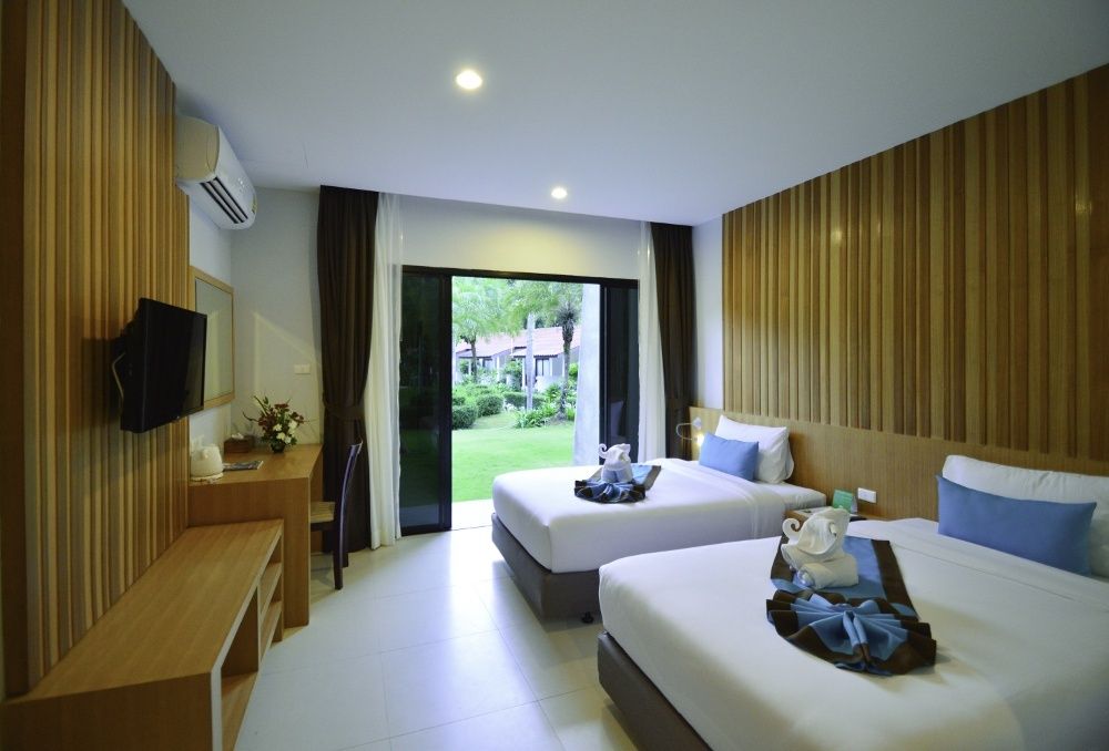 Nai Yang Beach Resort & Spa фото 109