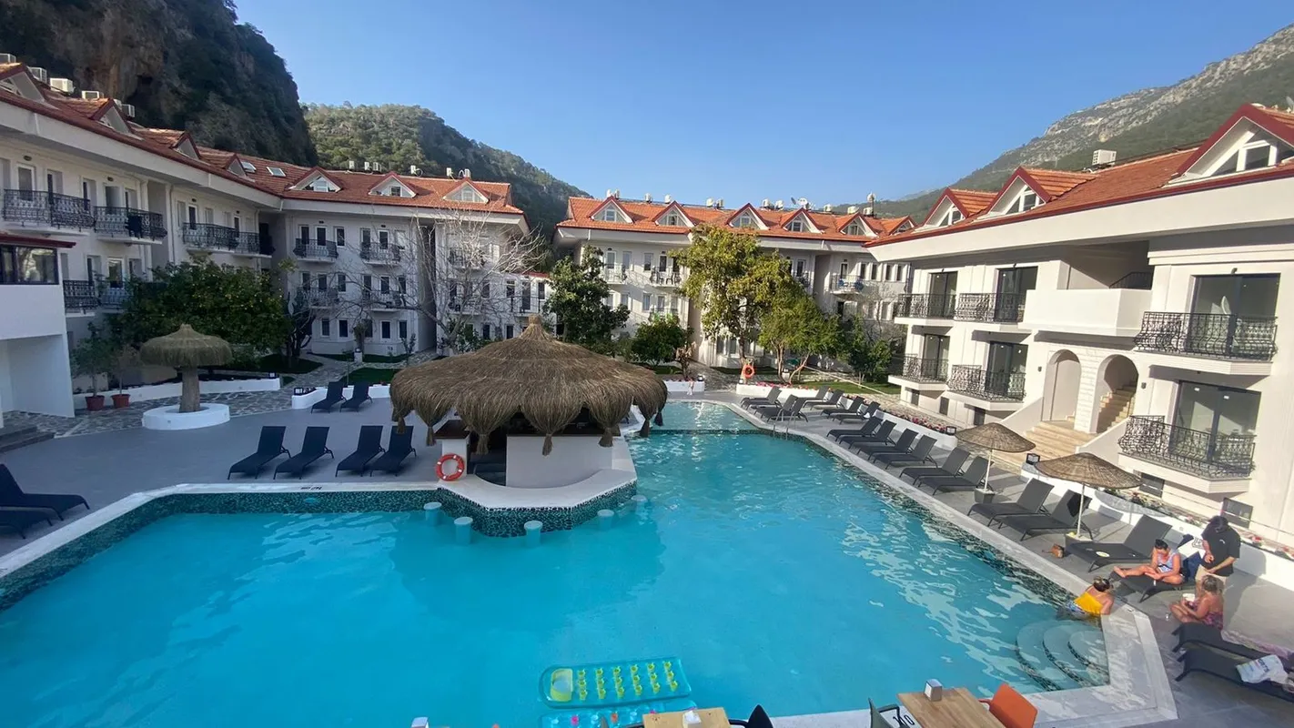 Akdeniz Beach Hotel фото 5