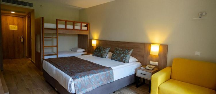 Фото отеля Lucida Beach Hotel