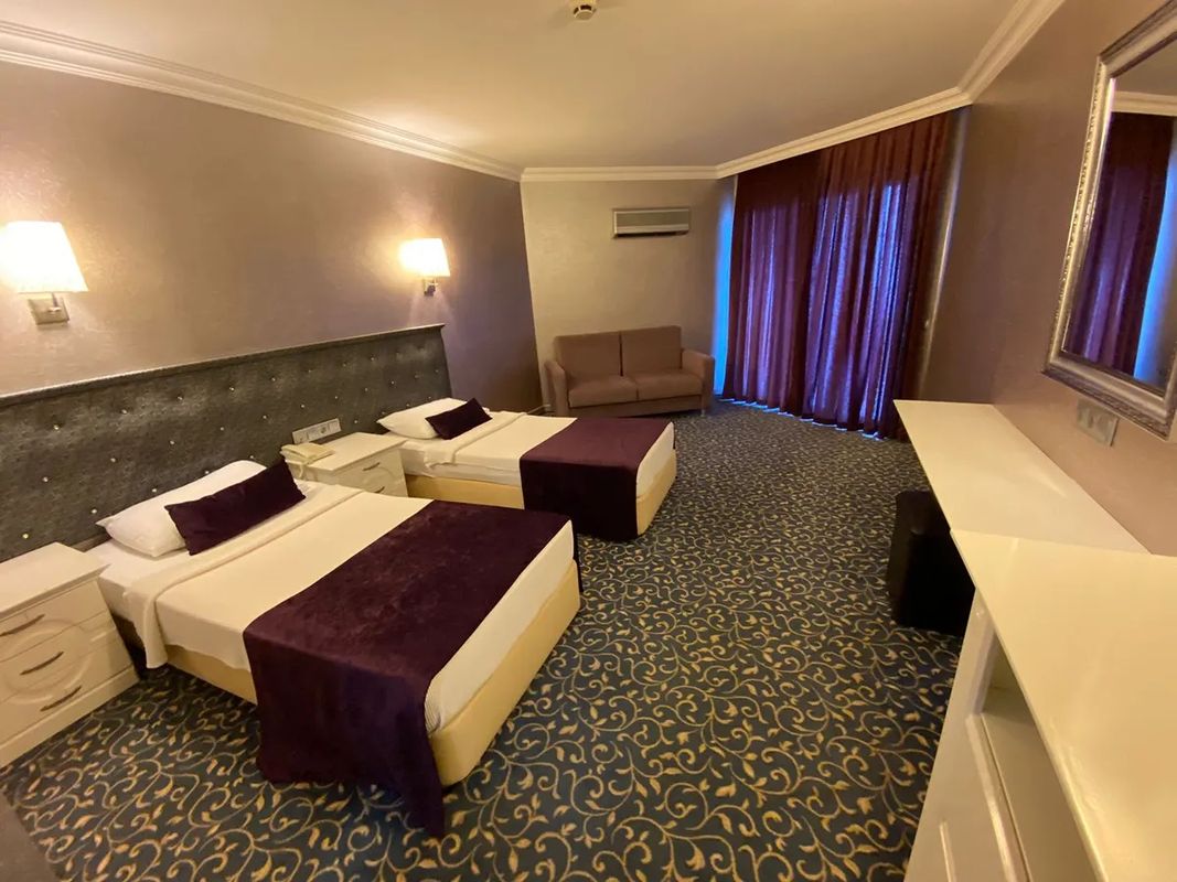 Caprice Beach Hotel фото 4