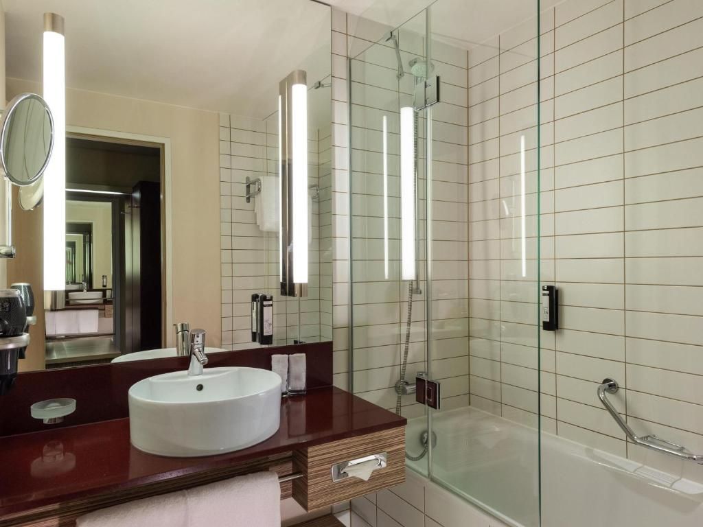 Movenpick Hotel Frankfurt City фото 22