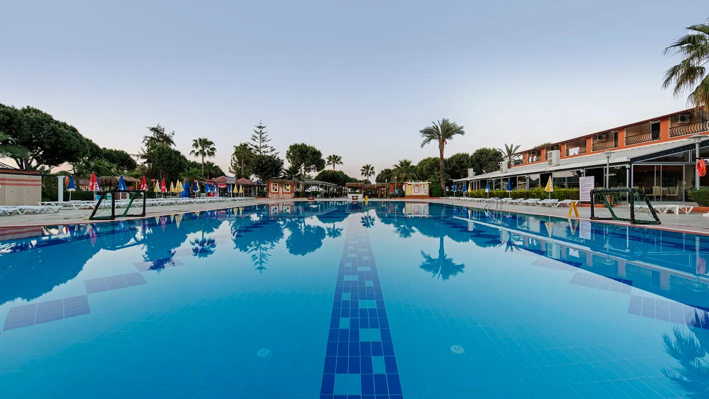 Club Turtas Beach Hotel фото 6