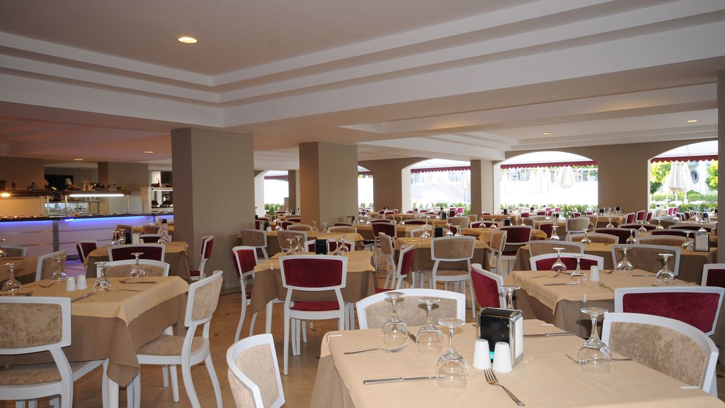 Caprice Beach Hotel фото 11