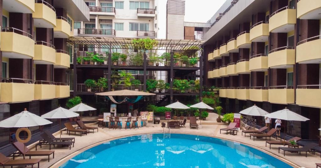 Baron Beach Hotel фото 6