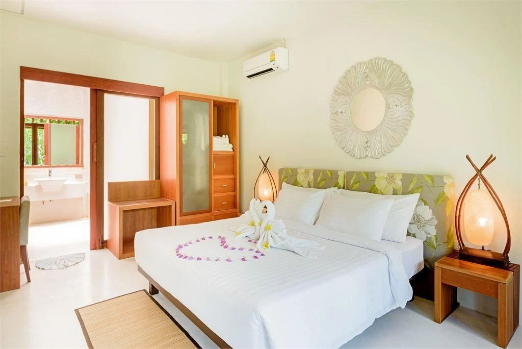 L'esprit de Naiyang Beach Resort фото 5