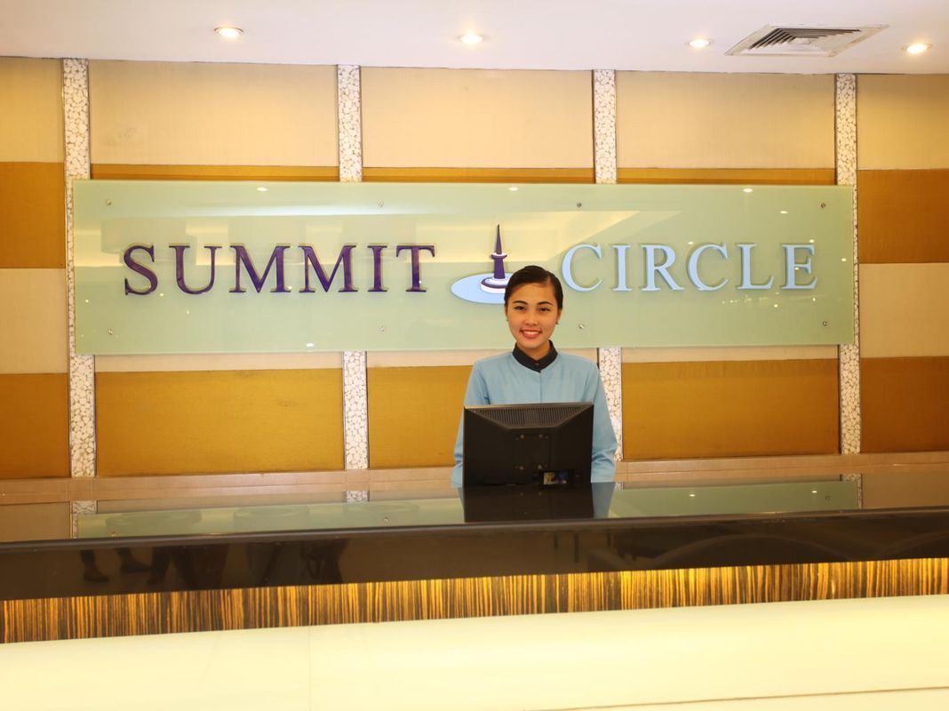 Summit Circle фото 23