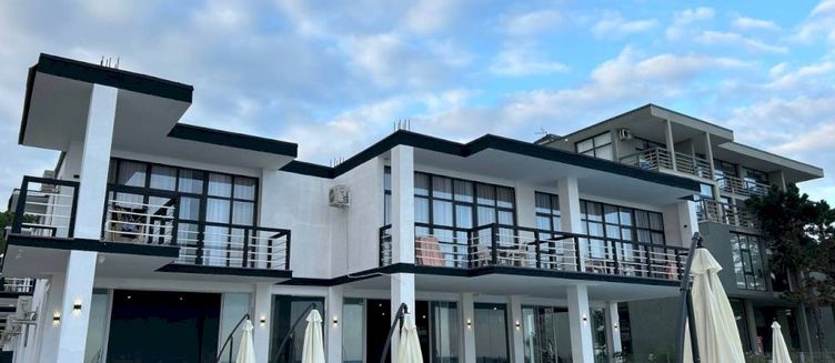 Фото отеля Green Land Hotel