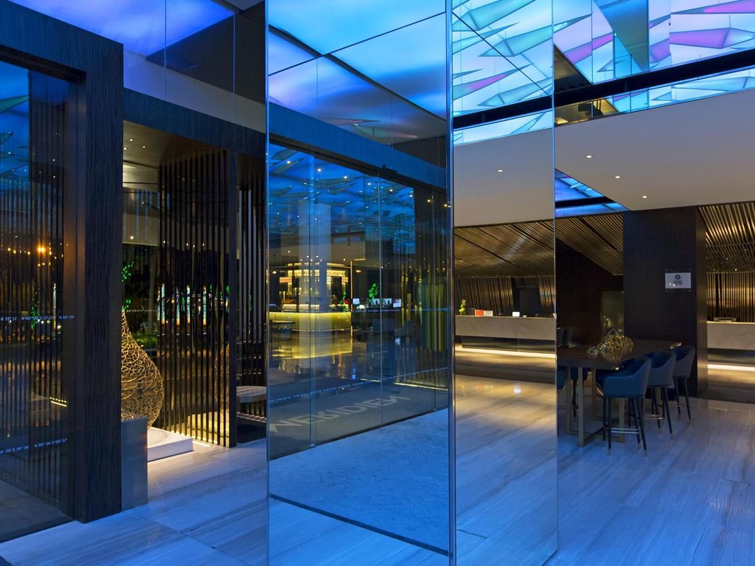 Le Meridien Kota Kinabalu фото 11