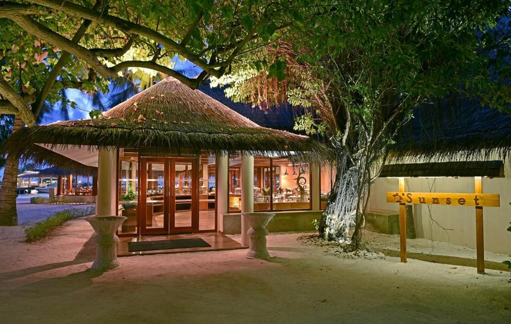 Adaaran Prestige Ocean Villas фото 12