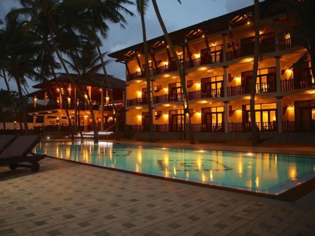 Whispering Palms Hotels фото 2