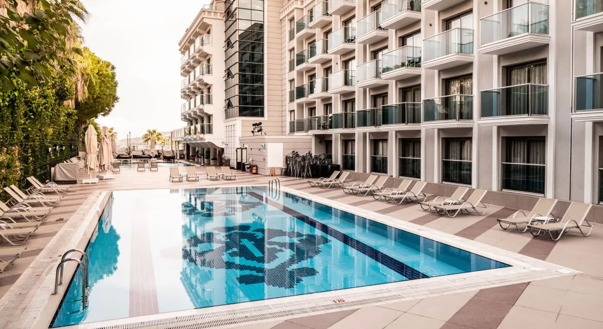 Emre Beach Hotel фото 1