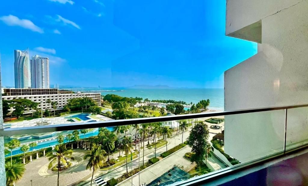 Ambassador City Jomtien Ocean Wing фото 61