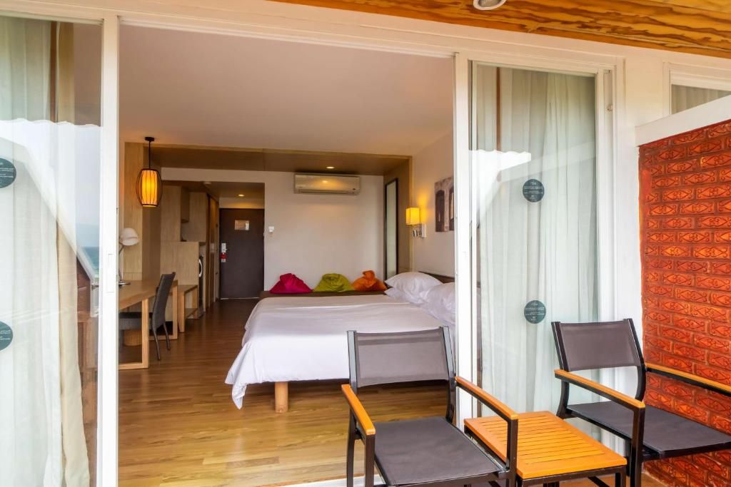 Best Western Phuket Ocean Resort фото 60