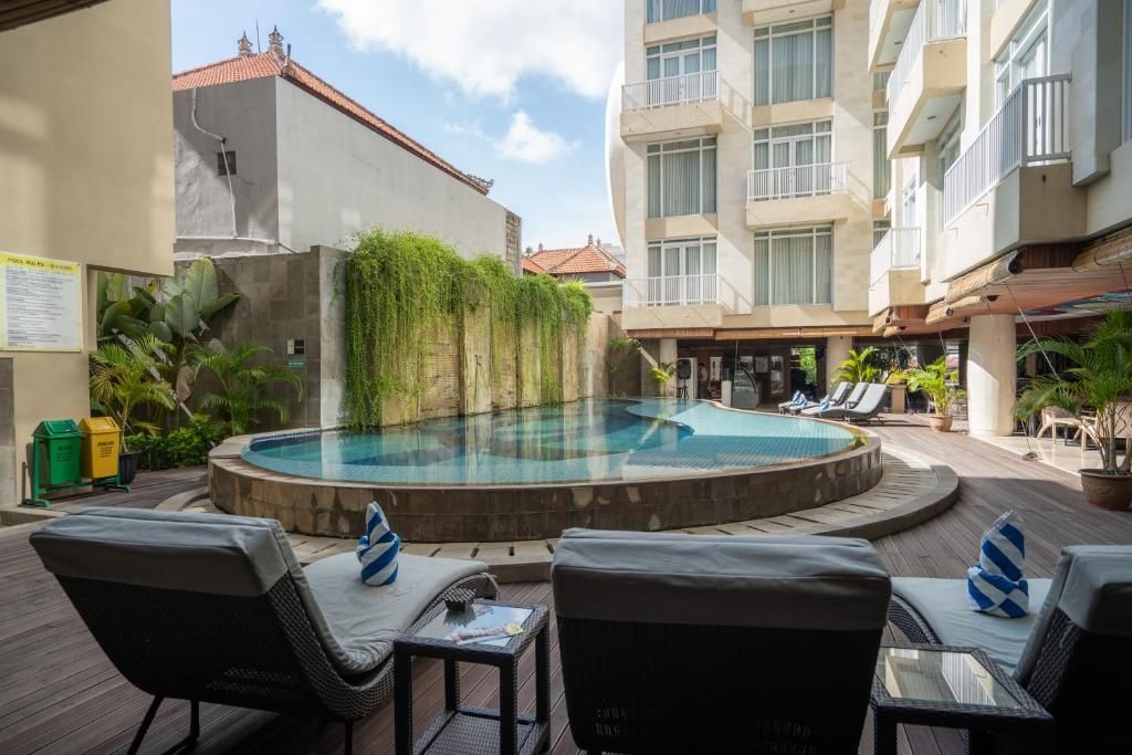 Bedrock Hotel Kuta Bali фото 7