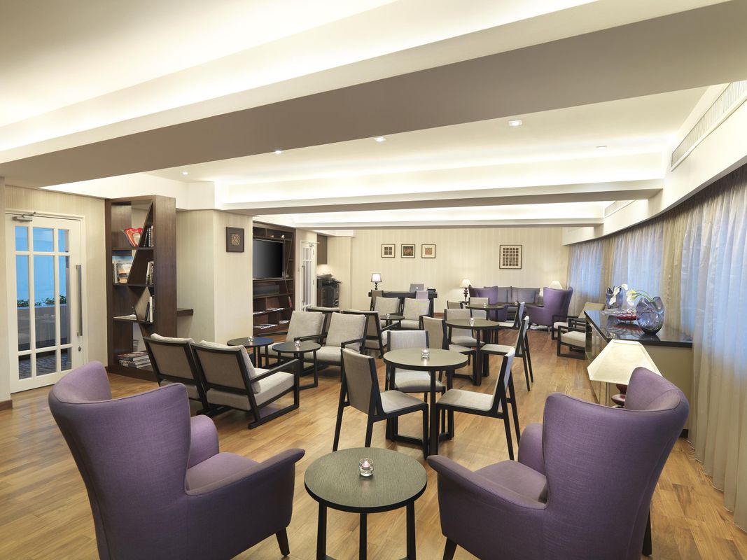 Ambassador Row Hotel Suites by Lanson Place фото 9