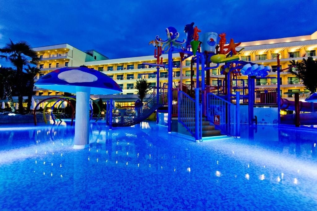 DIT Evrika Beach Club Hotel фото 19