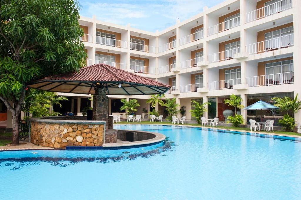 Avenra Garden Hotel фото 0