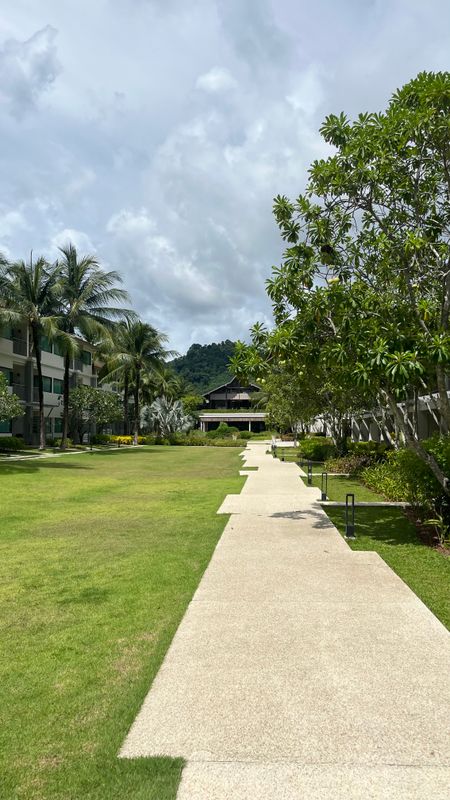 Outrigger Khao Lak Beach Resort фото 95