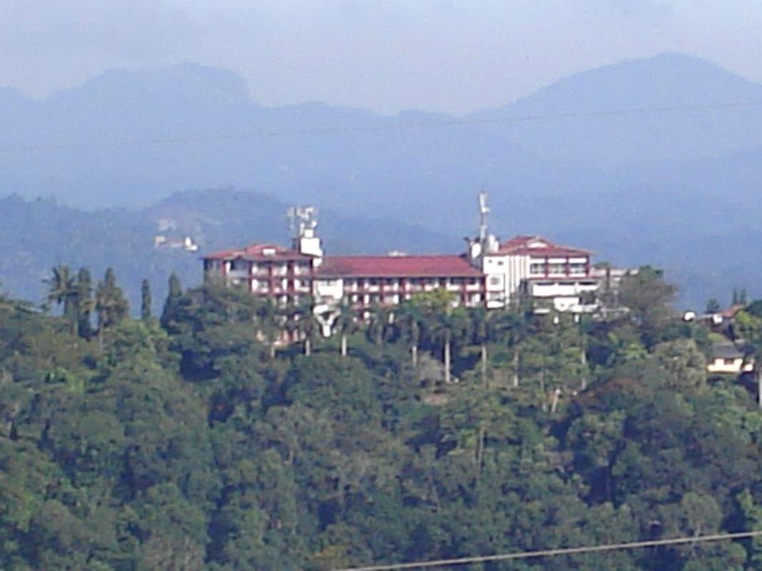 Hotel Topaz, Kandy фото 10