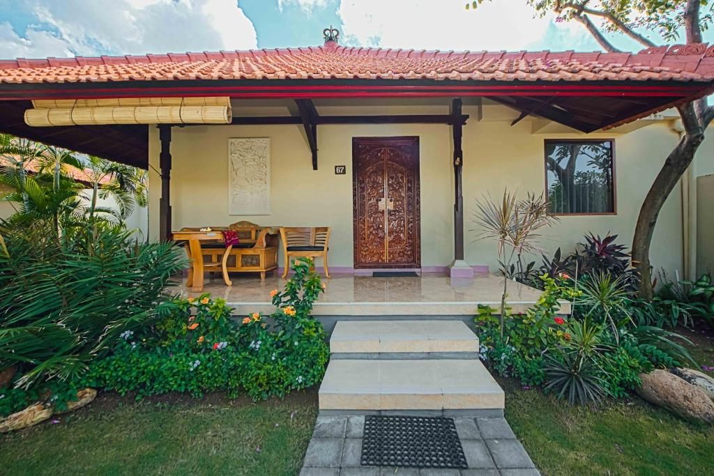 Kuta Puri Bungalows фото 30
