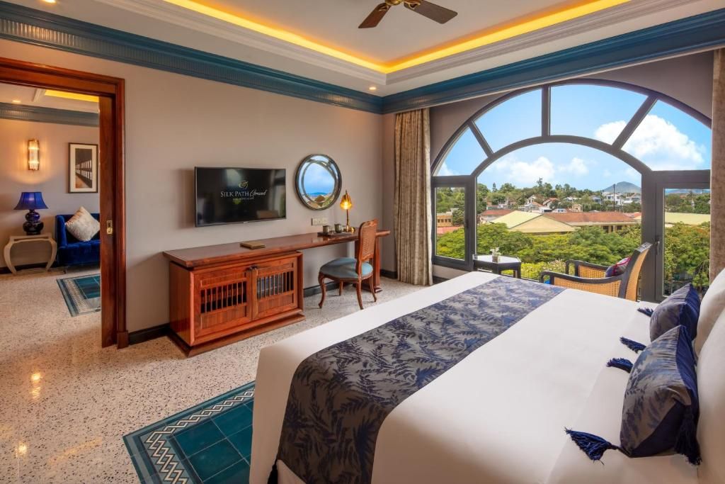 Silk Path Grand Hue Hotel & Spa фото 26