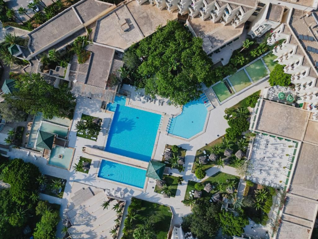 Nahrawess Hotel & Spa Resort фото 71